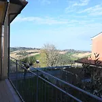 Se235 - Senigallia, Ampio Trilocale Con Corte Attrezzata *