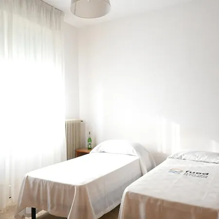 Apartment Se235 - Senigallia, Ampio Trilocale Con Corte Attrezzata *