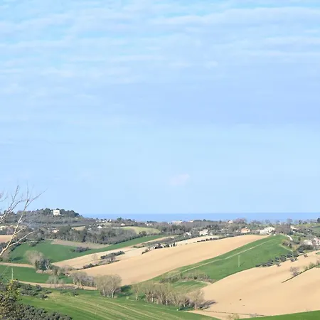 Se235 - Senigallia, Ampio Trilocale Con Corte Attrezzata Apartment