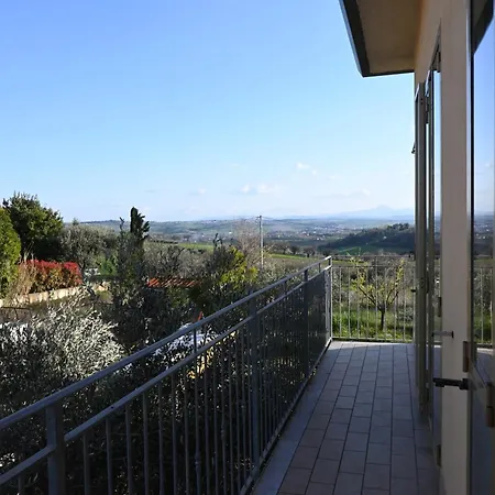 Se235 - Senigallia, Ampio Trilocale Con Corte Attrezzata