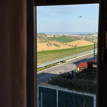 Apartment Se235 - Senigallia, Ampio Trilocale Con Corte Attrezzata